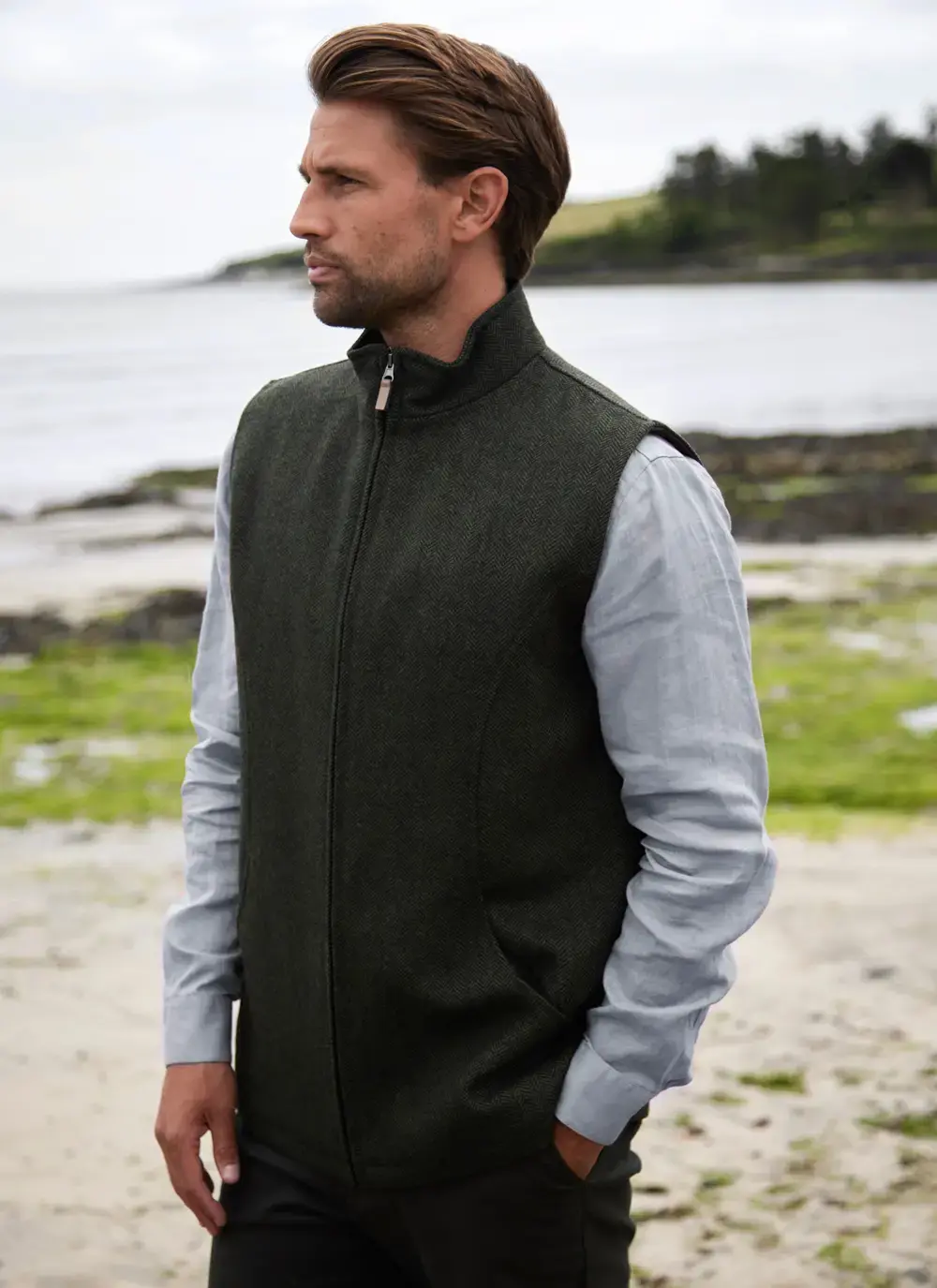 James Full Zip Tweed Gilet for Men in Green